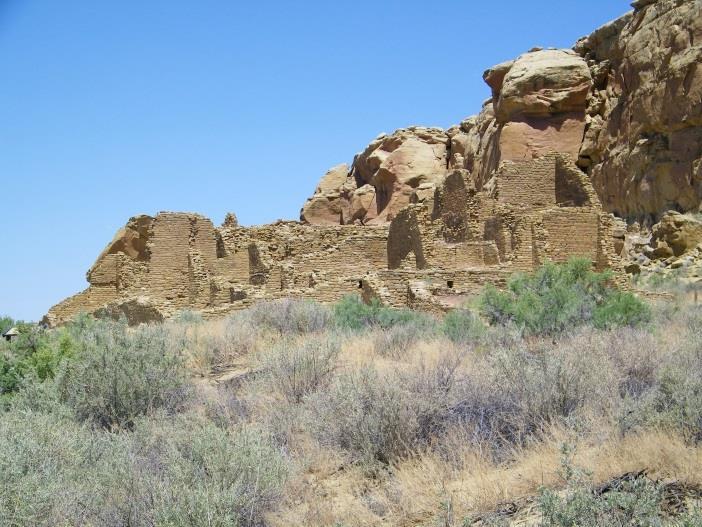 Kin Kletso ruins, along the Peñasco Blanco Trail.