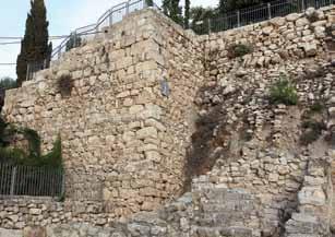 fortifications of the city in the Hasmonean
