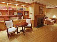 5 TH FLOOR: BOARD ROOM AND LOUNGE With its authentic oak panelling, beautiful furniture and artworks from the Museum s decorative arts collection,