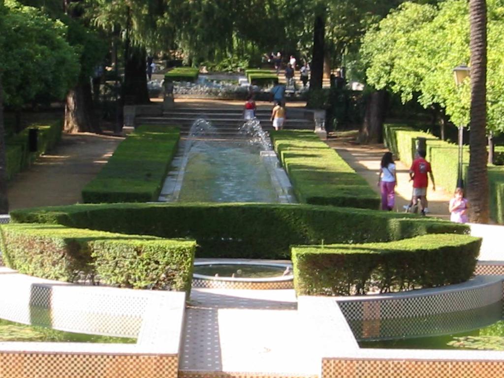 Activities, Excursions and Festivals Parks The beautiful Parque de María Luisa provides a welcome respite from the bustle of the city center and a place where you can escape from the heat of the