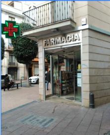 halls, rooms for card games and billiards Pharmacy Farmàcia Ferrus It