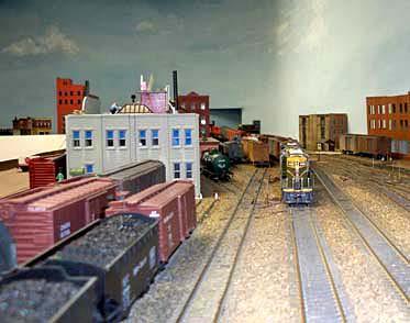 July/August 2009 NO. 62 Rochester Model Rails Page 7 Brian Fayle gave a clinic on The Beauty of Small Layouts.
