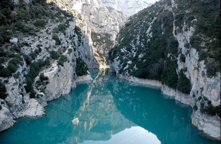 DAY 5 Saturday, May 27 th : MOUSTIERS Time TBC : Pick-up at your hotel for a full day Verdon Gorges : 10am to 1pm : Half day hiking with a guide Hike in the heart of one of the most beautiful places