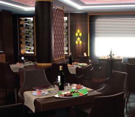 100 7 Taj Mahal SKY LOUNGE 180 25,20 630 18 Pyramids INCENTIVE FACILITIES The ship is equipped with advanced sound and light systems, video projection equipment.