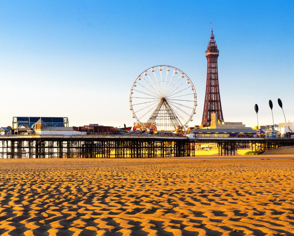 Blackpool Blackpool showed the largest spike in RevPAR on weekends.