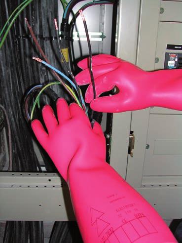 Mechanical Gloves / Assembly Gloves VOLTAGE-PROTECTION GLOVE For working voltages up to 1,000 V/AC Material: Natural latex Color: red Length: 410 mm Good flexibility Good tactile sensitivity