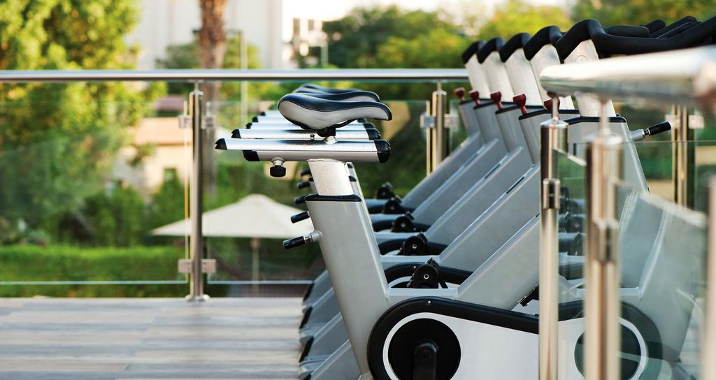 largest fitness clubs in Dubai (7000 ft 2 ).