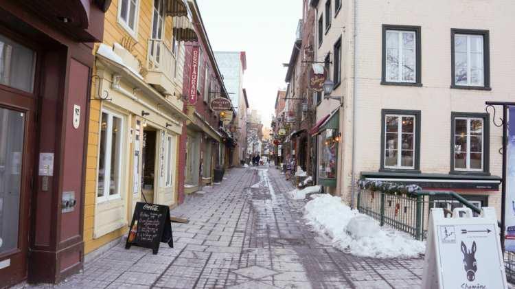 How did the early settlers like living in Quebec City in March, or even the colder months?