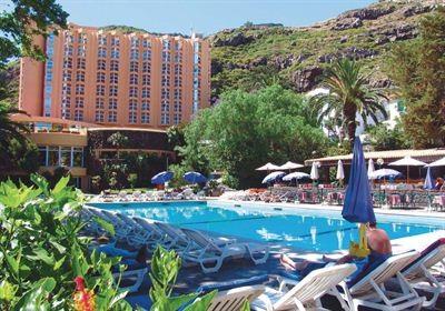 Dom Pedro Baia Club Hotel Machico, Madeira The well established Dom Pedro Baia Club enjoys a favourable position overlooking the pretty bay and harbour of charming Machico.