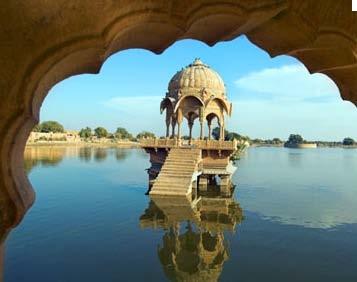 Side trip to Bada Bagh oasis, site of the royal