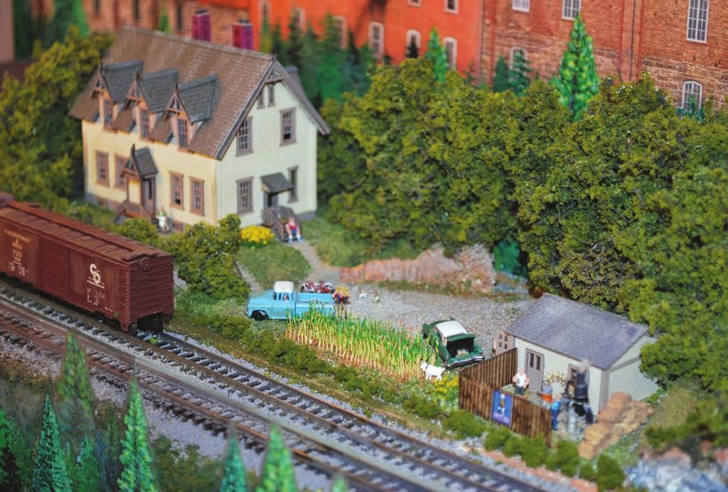 MINI M DULES O Article by Bob Ferguson Photography by Lee Thomas and Josef Ferguson Like many model-railroaders (inall-scales) I have been frustrated for years by lack of space and the limitations of