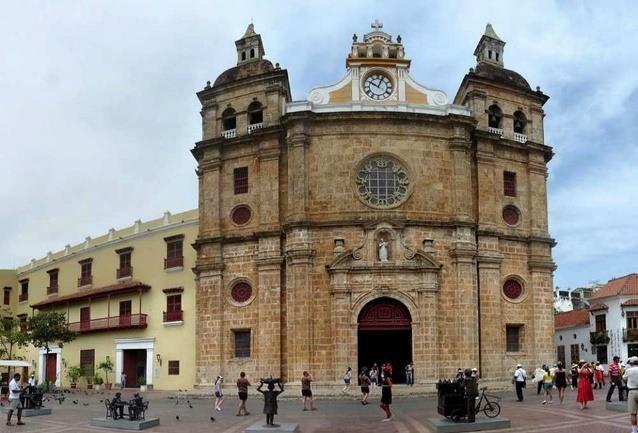 It is located on a hill called San Lázaro and was built in 1657 during the Spanish colonial era.
