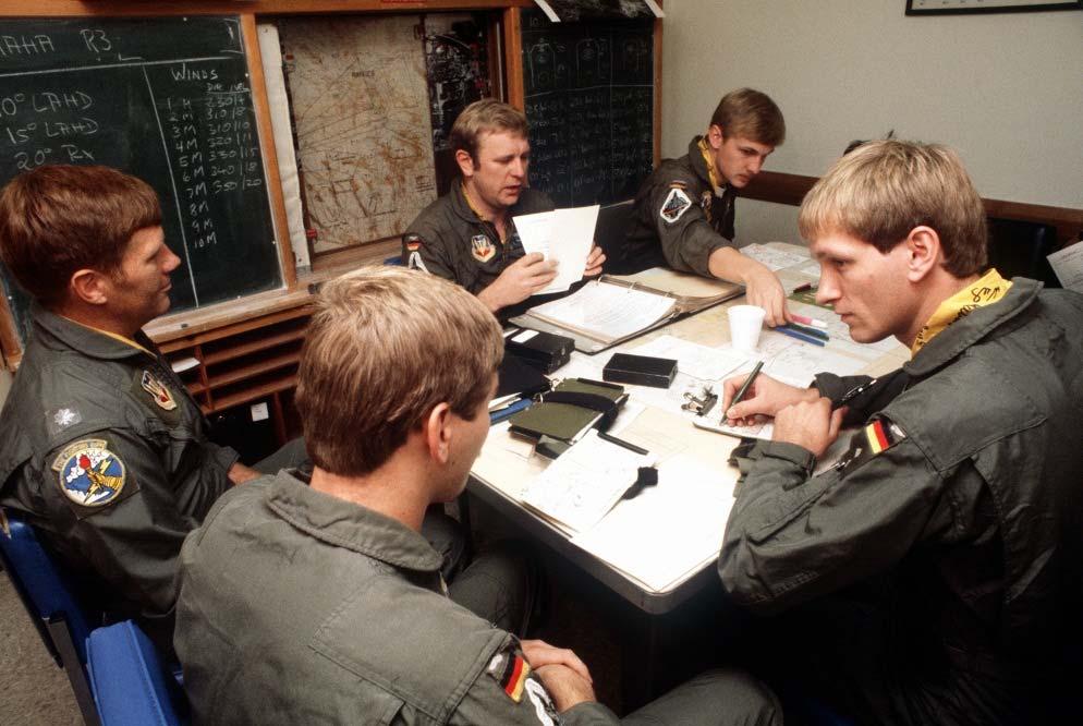 Briefing & debriefing Briefing and debriefing are key activities during flight test operations. It is important to record evidence of these activities.