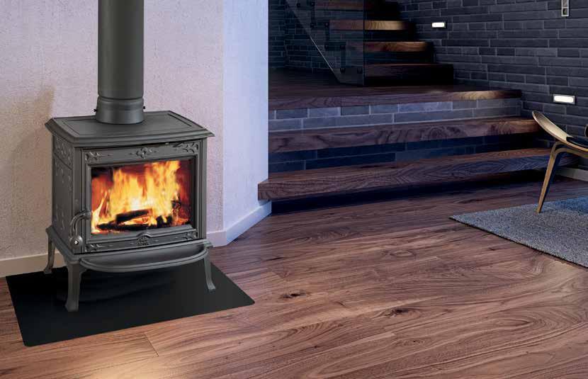 The Jøtul F 602 CB Little Giant is the very definition of classic and comprises half of our Heritage line of wood stoves.