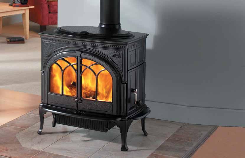 JØTUL F 600 FIRELIGHT CB JØTUL F 370 This extra large woodstove has long been one of our signature stoves, showcasing our design prowess.