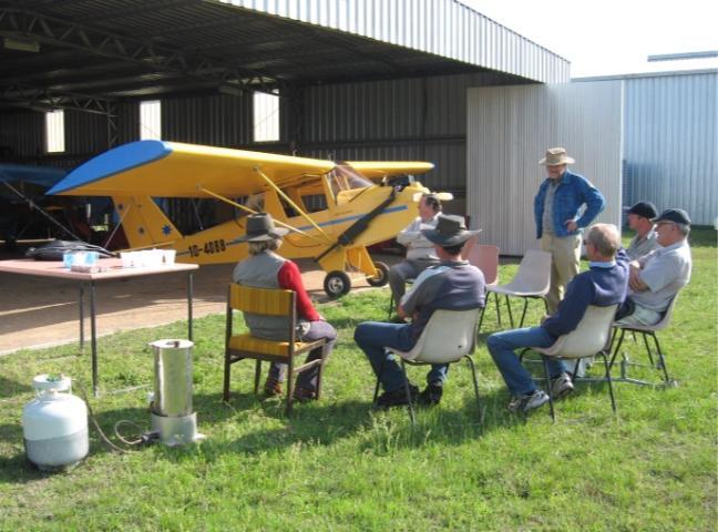 QUEENSLAND ULTRALIGHT ASSOCIATION OCTOBER 2007 NEWSLETTER Watts Bridge Memorial Airfield, Silverleaves Road via Toogoolawah, Qld Sponsored by : ACOUSTIC TECHNOLOGIES EXCELLENCE IN PROFESSIONAL AUDIO