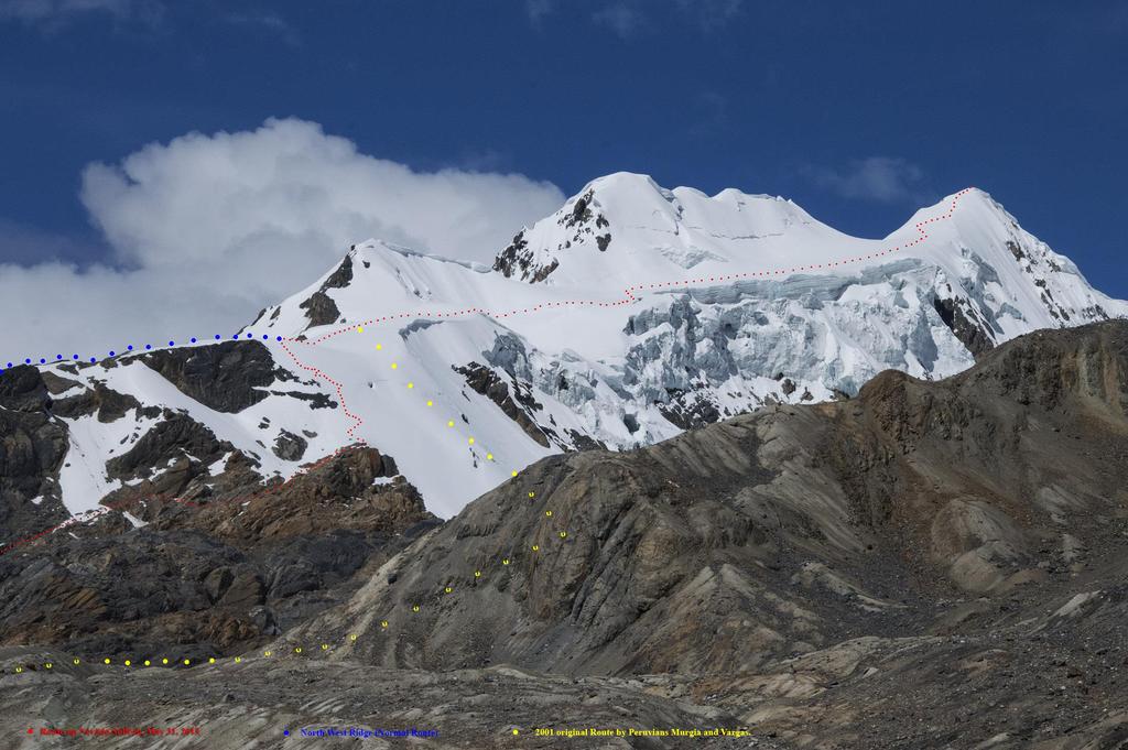Picture 4 The Climbing route that was taken by the expedition party on May 31, 2015 (in red).