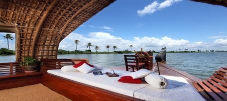 However, on one of these lazy days you can choose a backwaters cruise on a kettuvallum rice barge houseboat.