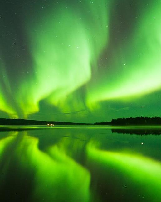 IN SEARCH OF THE NORTHERN LIGHTS - BY CAR On this tour, we drive to a place far away from the light pollution of the city and enjoy wonderful views of the starry skies.