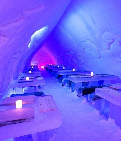 ARCTCIC SNOW HOTEL The Arctic Snow Hotel is approximately a 30 minute drive from Rovaniemi and has accommodation for 70 guests.