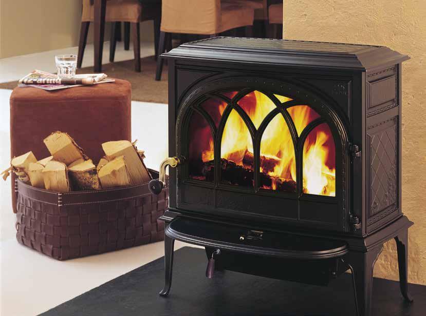 Heat Output 11Kw Heats up to 440 m 3 JOTUL F8 TD CLASSIC DESIGN This impressive stove shrugs off the cold in large