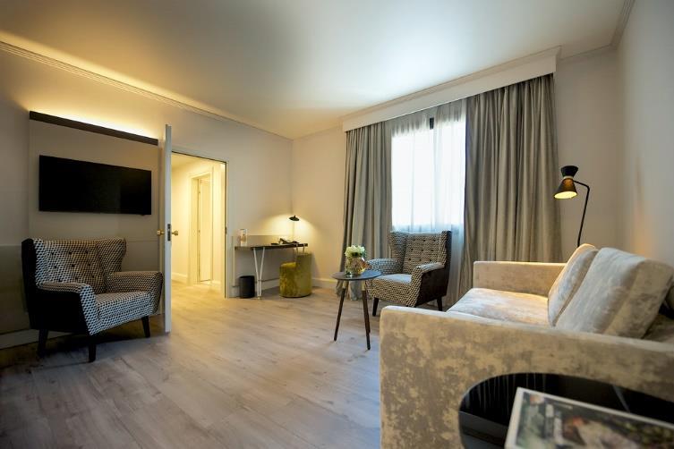 1 SUITE 53m² MyBed