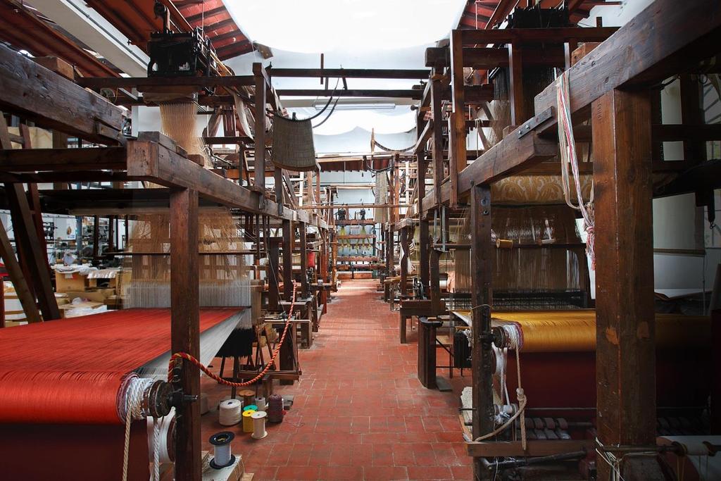 MEMORABLE MOMENT Private visit to one of the last remaining silk mills.