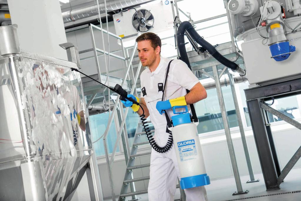 The GLORIA FoamMaster pressure sprayers have a filling capacity of 1 or 5 litres and a maximum operating pressure of 3 bars.