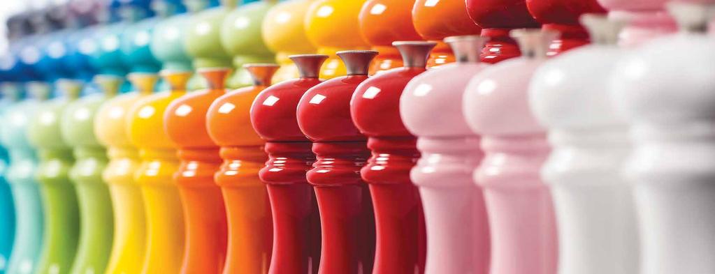 MILLS LE CREUSET SALT MILLS AND PEPPER MILLS combine modern technology with a classic, colorful form.