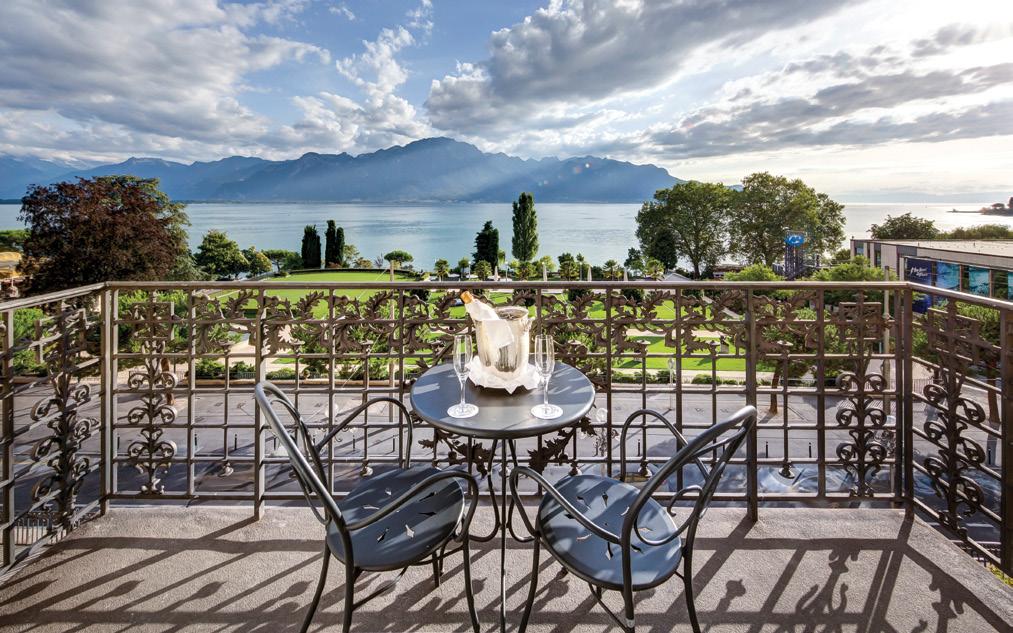 CONNECTING YOU TO THE BEST OF SWITZERLAND Mountains, music, magic they all come together in beautiful harmony in Montreux, the Pearl of the Swiss Riviera.