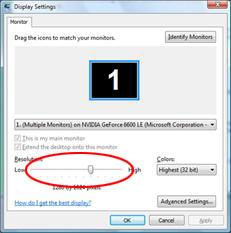 5. Kliknite Postavke prikaza. 6. Postavite SLIDE-BAR (KLIZAČ) za razlučivost na optimalnu podešenu razlučivost. Windows ME/2000 Za Windows ME/2000: 1. Kliknite START. 2.