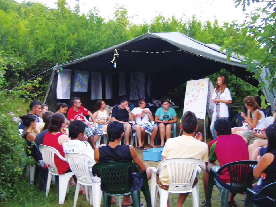 Omladinski obrazovni kampovi Tokom ljetnjih mjeseci nekolicina mladih je na ljetnjim omladinskim obrazovnim kampovima imala prilike da se oproba u