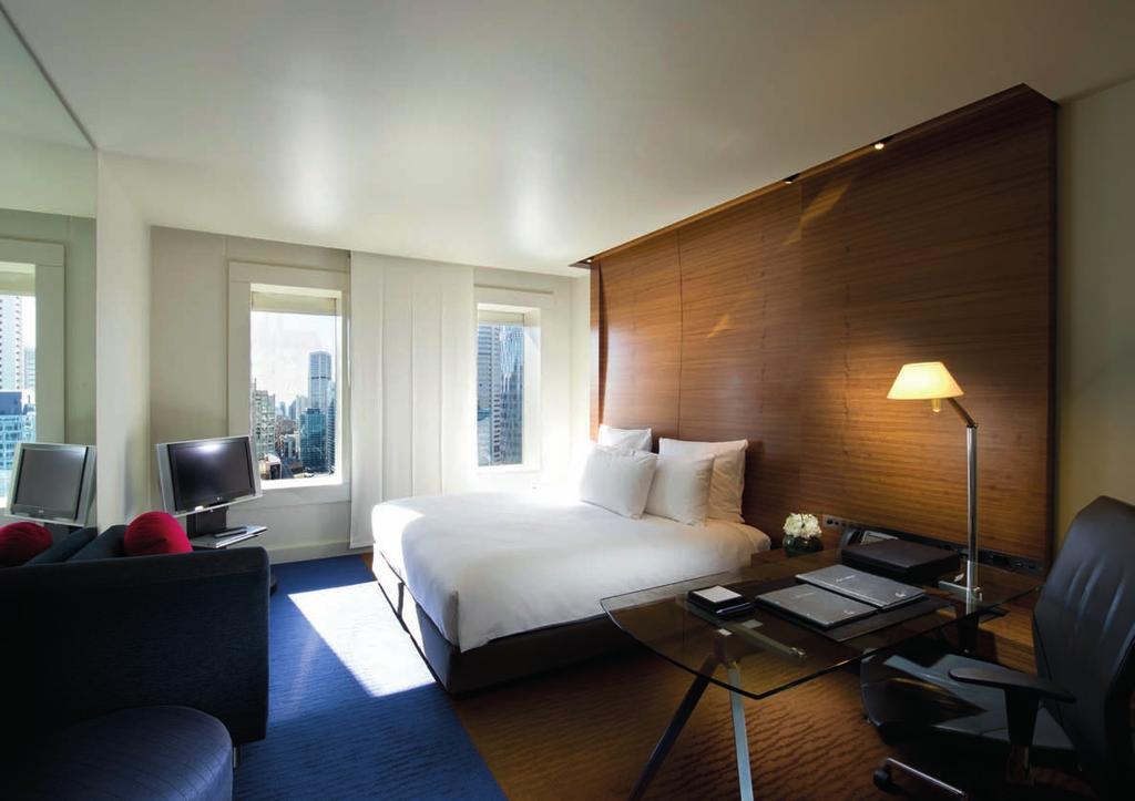 OUR ROOMS Soothing, warm tones set a welcoming mood in the beautifullyappointed guest rooms.
