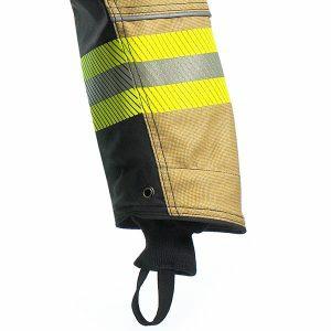 A robust Vislon (high temp polymer) zipper is equipped with a grabber for ease of donning and doffing.