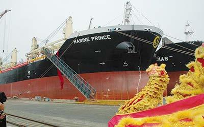 THE DRY BULK SHIPPING MARKET IN 2012 MARINE PRINCE Handysize, 35,000 dwt, delivered in August 2012 by Chinese shipyard Cosco Guangdong, operated by Semih Sohtorik Management + Agency