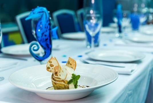 After Hours Function Catering Approved Food and Beverage Suppliers Reef HQ Aquarium highly recommends the services of our approved food and beverage suppliers for catering needs.