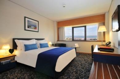 com SPECIAL PROMOTION Double Room Single Use 290.00 140.