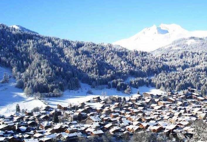 Morzine This traditional market town has wooden facades and slate-covered roofs but its services and infrastructure are in line with the demands