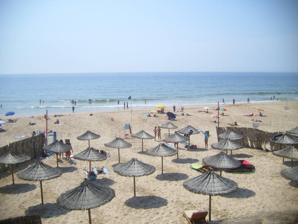 The Beach Costa de Caparica Portugal is a great country to spend