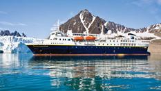 $13,890 to $29,490 JOURNEY TO ANTARCTICA: THE WHITE CONTINENT 14 Days NG Explorer - 148 Guests NG Orion - 102 Guests Expeditions in: Jan/Feb/Nov/Dec Guests traveling aboard Nat. Geo.