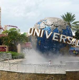 DAY 7 Monday, 26 February 2018 Meet your coaches and depart for Universal Studios for the day. You will have use of a One Day Park to Park Ticket.