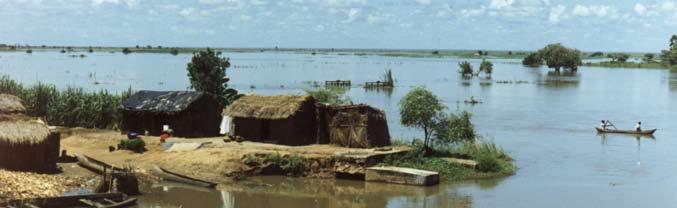 Groundwater well in Mozambique Floods Floods frequently cause problems in the lower parts of the Pungwe River Basin.