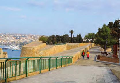 walk 1 MANOEL ISLAND FROM HASTINGS Take a left turn at the Café Royale, go down Triq l-ordinanza (triq means street) and take the first turn left before a fort known as Saint John s Cavalier 3.