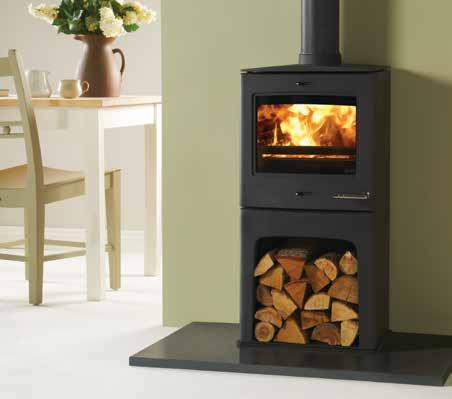 Available in a Brilliant Black finish with striking stainless steel detailing, the CL5 Highline features a subtly curving cast top as standard and offers an excellent view of the rolling flames due