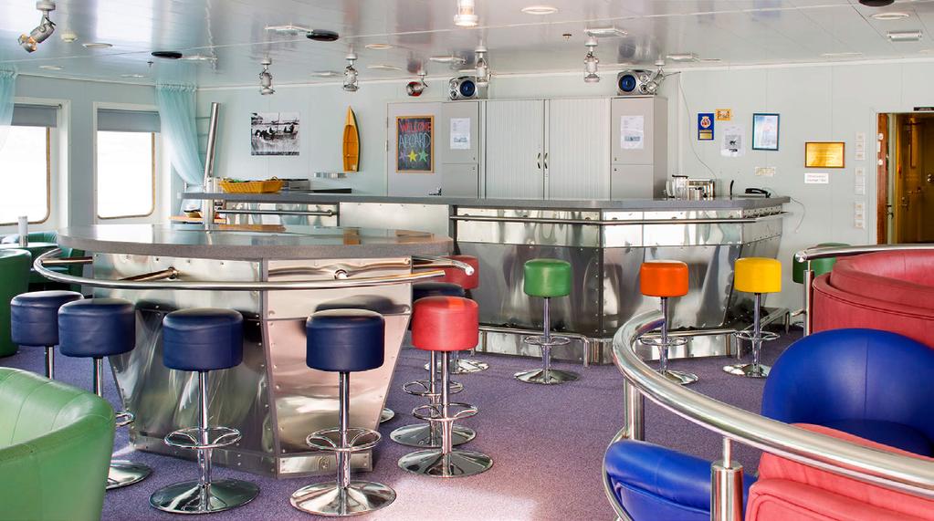 Superior: There are three Superior cabins, all located on deck 3. They feature portholes (rather than windows), which allow in ample natural light and can be opened.