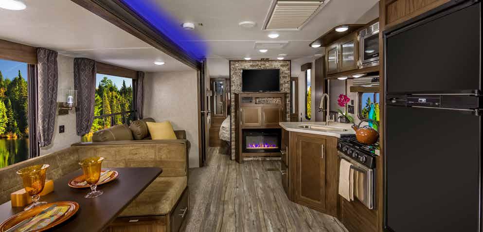 SHOWN IN NATURAL 274DBH The 274 DBH is the ultimate family camper. This unit features a double entry and access to the bath from the outdoors.