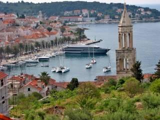 Overnight at the hotel in Split area. 07.06.2015. Day at leisure to explore on own. Overnight at the hotel in Split area. 08.06.2015. OPTIONAL: Private yacht from Split to islands Vis, Bisevo, Hvar, with disembarkation in Split.