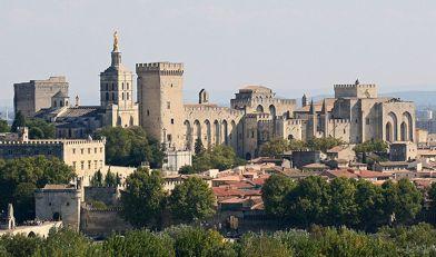 Avignon - Arrival at the Avignon train station, transfer to the Hotel for check-in - Walking tour of the city with the main highlights - Dinner at the
