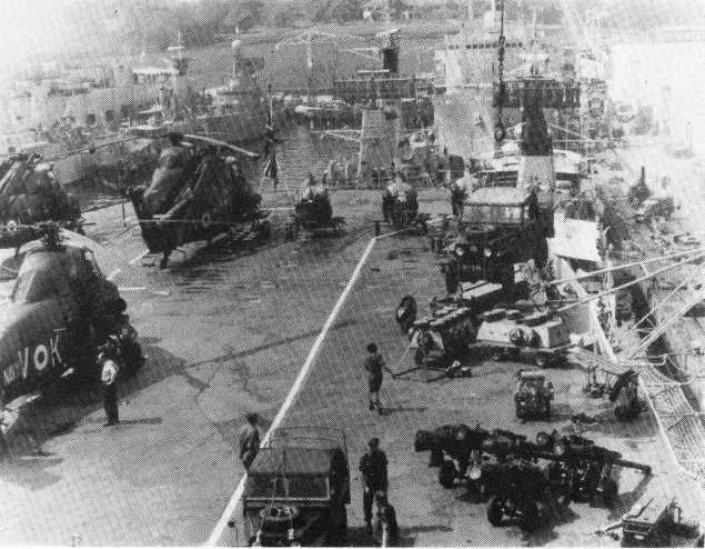 Back to SINGAPORE Organised chaos on the Flight Deck Our final two weeks, 15-30 October, were a busy period of storing ship, embarking the