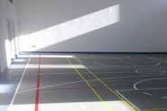 FLOORING Pulastic Sportski podovi Monolitni sportski podovi nove generacije Višenamjenski monolitni visokoelastični sportski podovi za sportske i školske dvorane za unutrašnju i vanjsku primjenu.